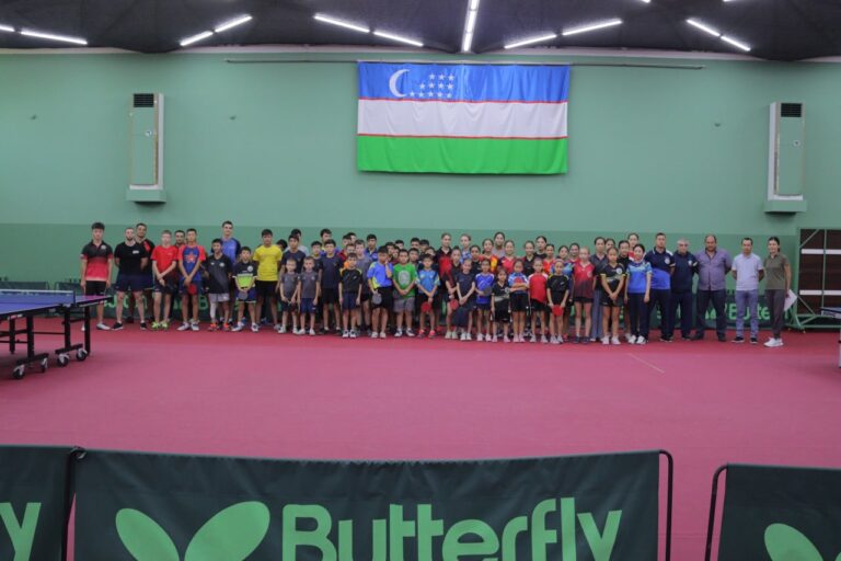 Завершился двухнедельный тренировочный сбор в спортивном зале центра настольного тенниса, расположенного в Ташкентской области.
